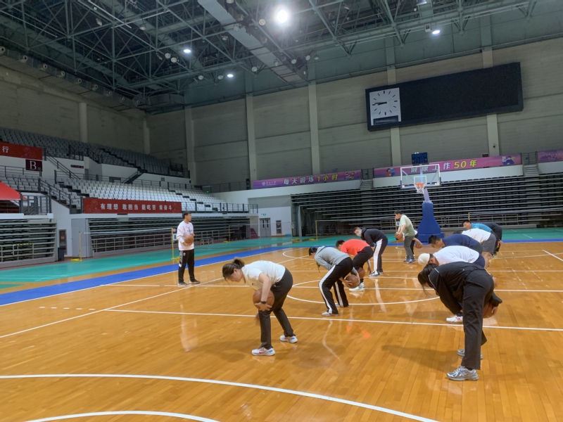 西媒：拉波尔塔、恩里克周五将就“内格雷拉案”出庭作证